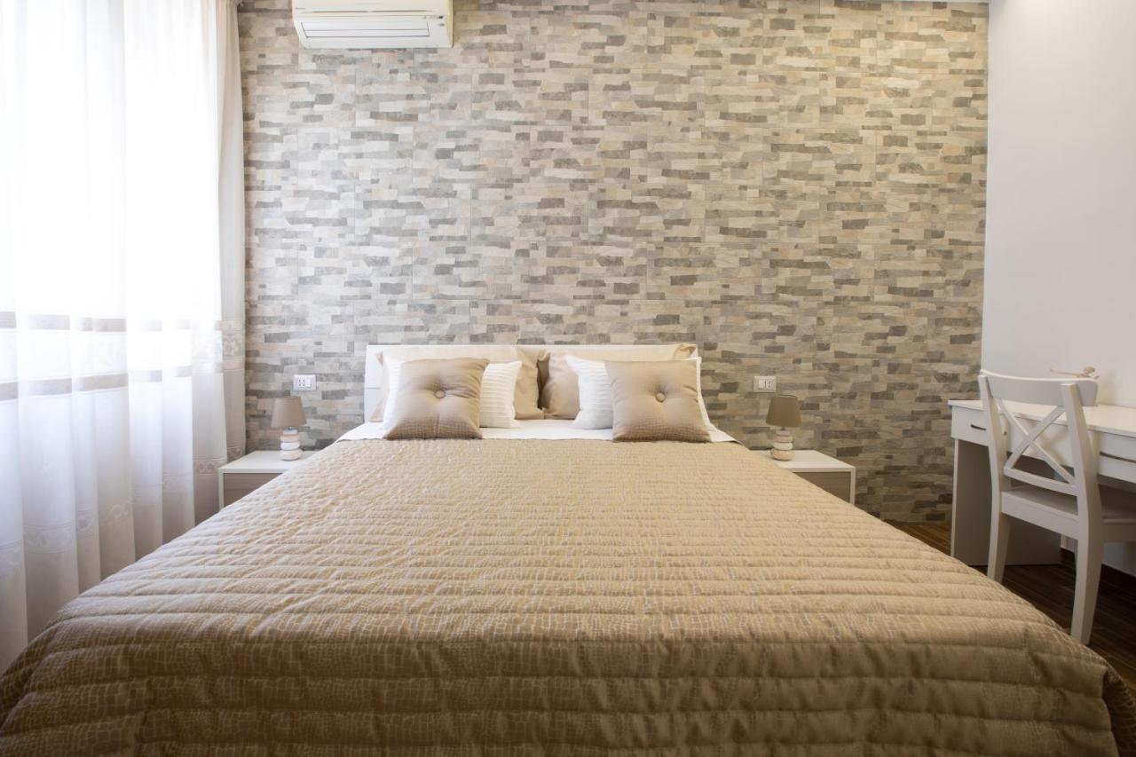 Il Veliero Bed & Breakfast กาสเตลลัมมาเร ดิ สตาเบีย ภายนอก รูปภาพ