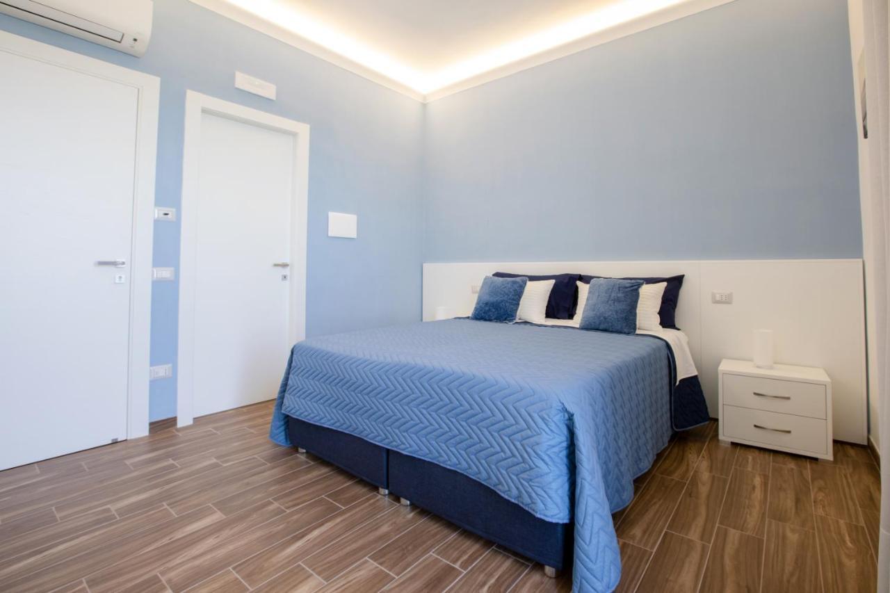 Il Veliero Bed & Breakfast กาสเตลลัมมาเร ดิ สตาเบีย ภายนอก รูปภาพ