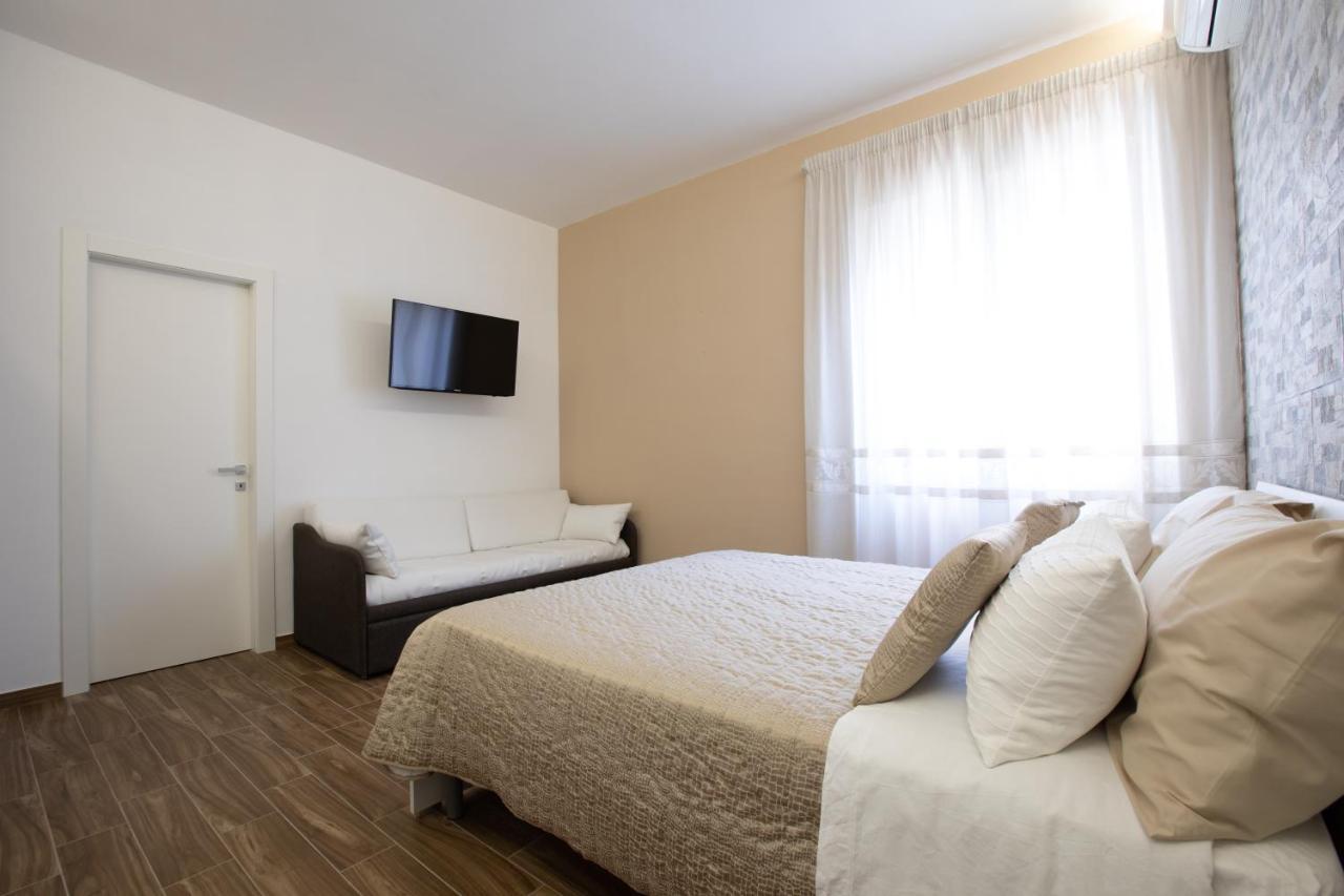 Il Veliero Bed & Breakfast กาสเตลลัมมาเร ดิ สตาเบีย ภายนอก รูปภาพ